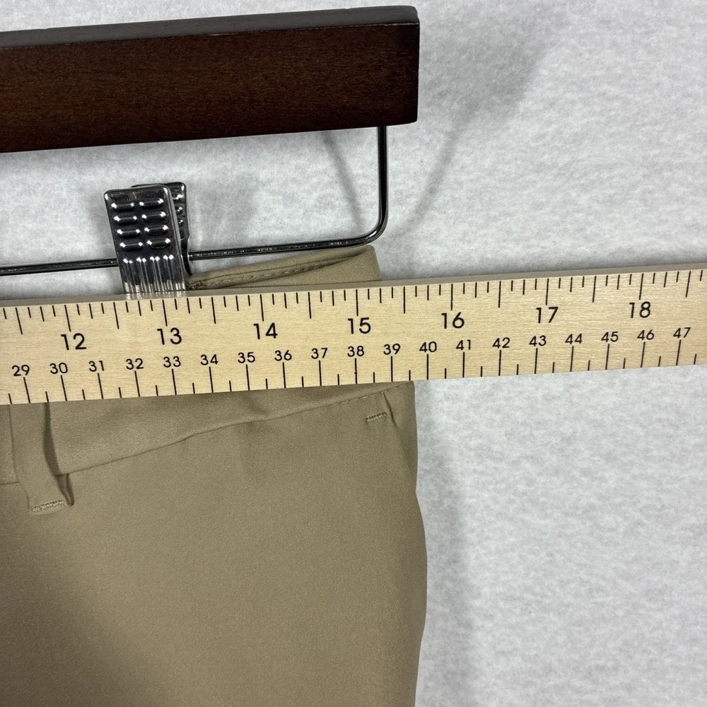 Nike‎ Golf Dry Fit Shorts TCU Embroidery Logo Khaki Colored Womens Size 4